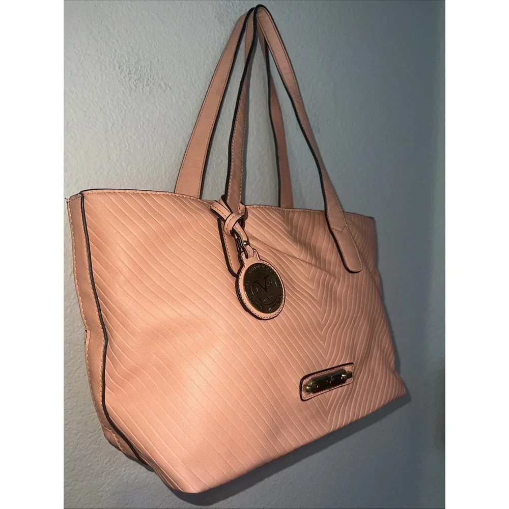 Gianni Versace PEACH/GOLD VTG Abbigliamento Sportivo SRL Shoulder Bag 19V69